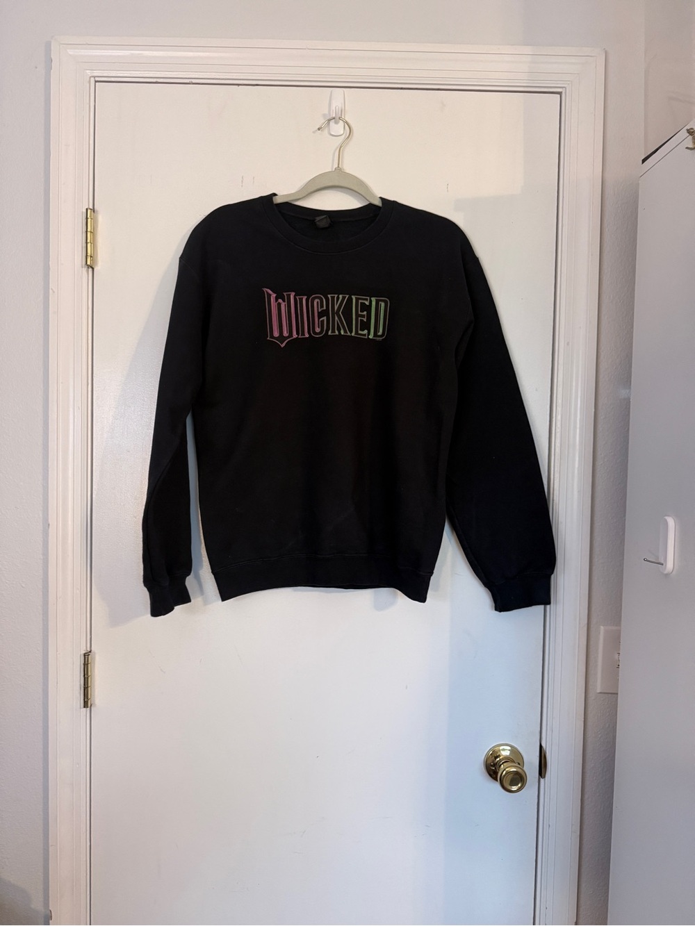Wicked The Musical Unisex Size Small Black Crewneck Sweatshirt